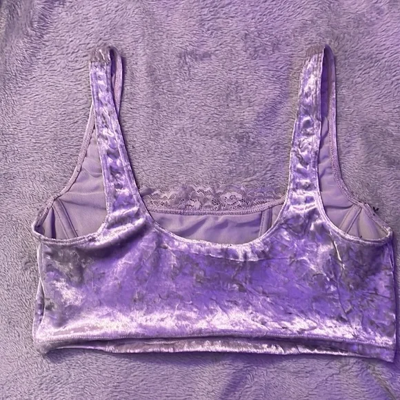 Silver Velvet Lace Bralette 🤍 - Picture 4 of 4
